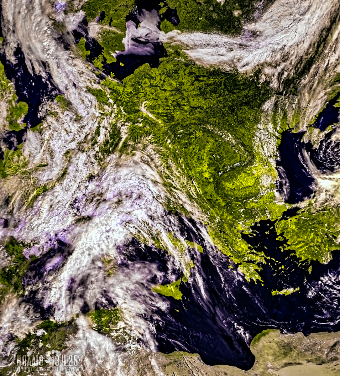 4.25 NOAA19 avhrr 3 rgb Natural Color corrected